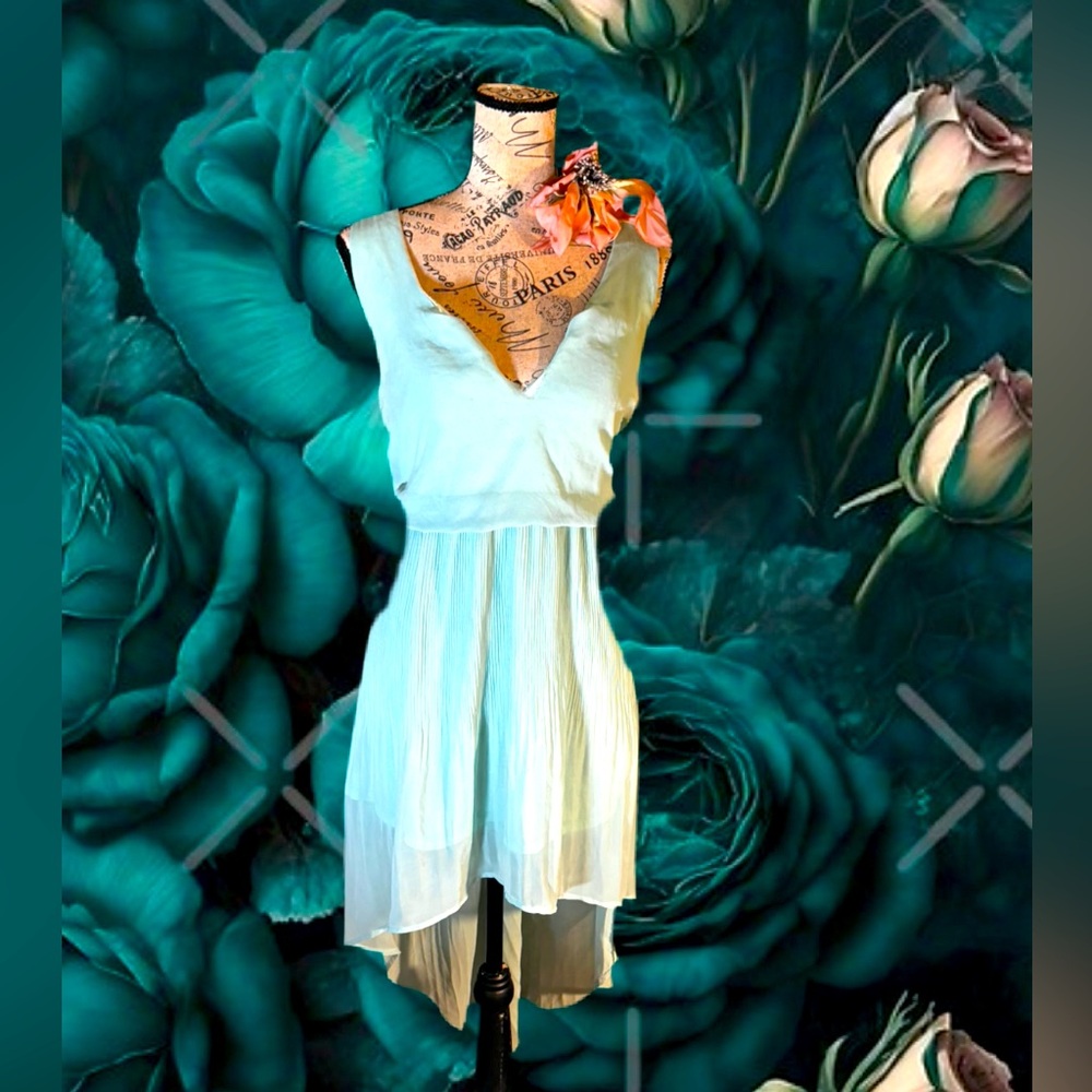 White Sleeveless V-Neck High-Low Summer Dress